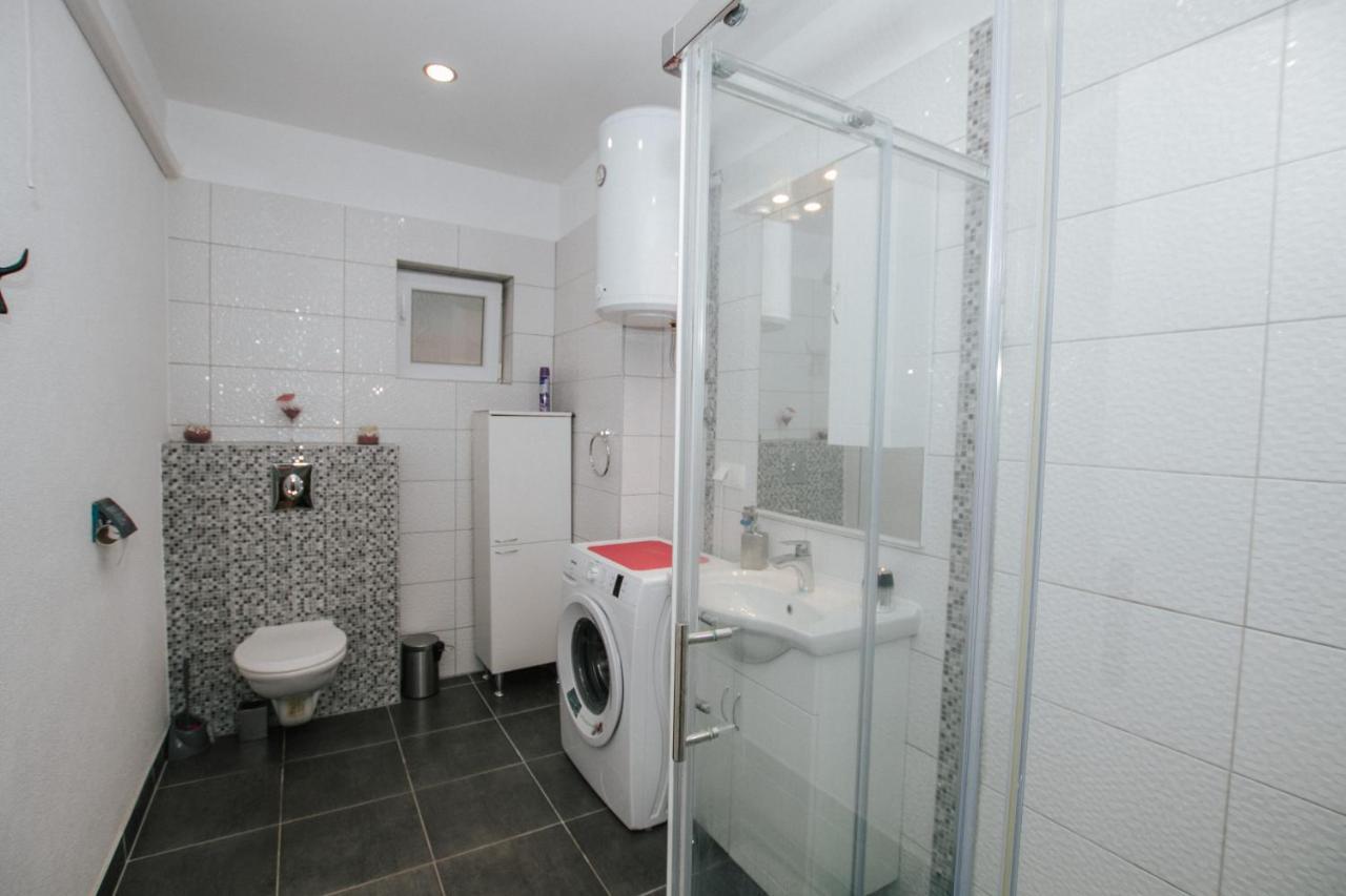 Apartman Bagattino-Trogir Near Old Town Exterior foto